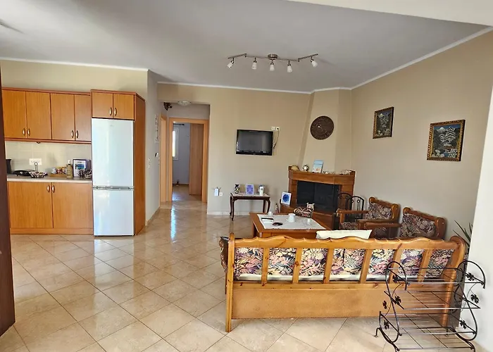 Effie's Escape Spacious Apartment *